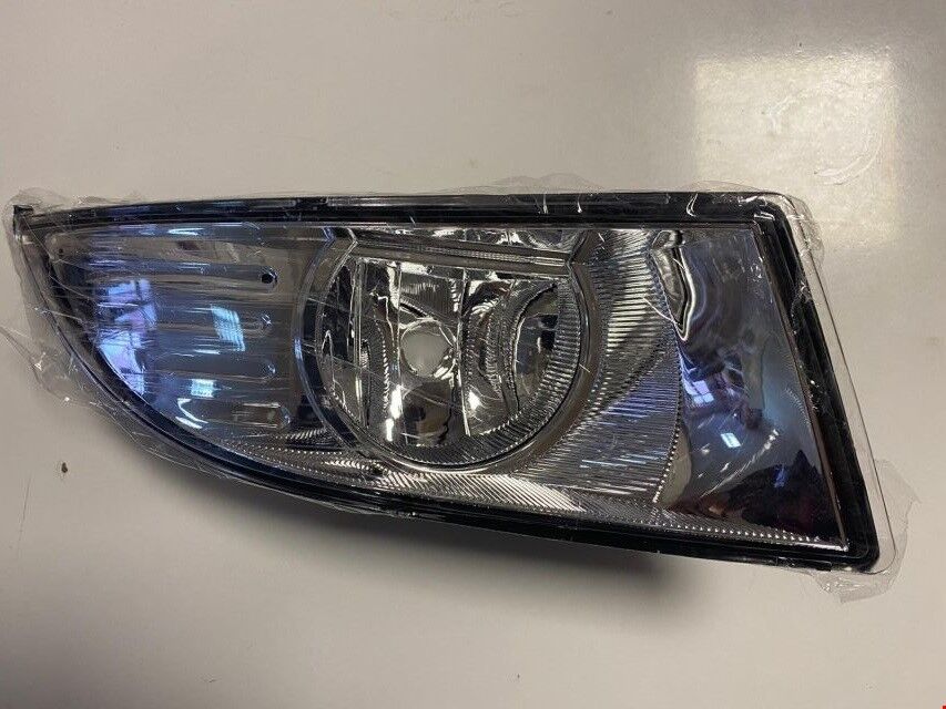 SİS FARI SAĞ FABİA 2011-