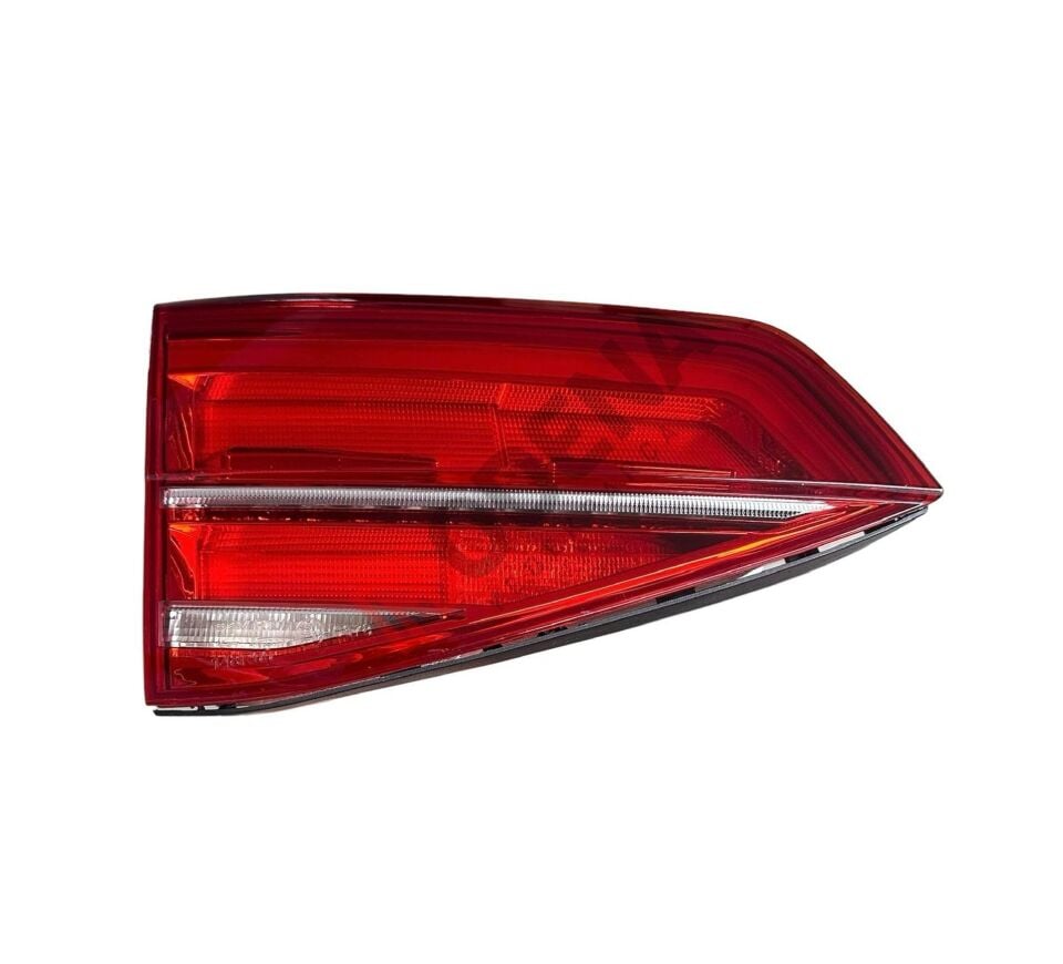 STOP LAMBASI İÇ SOL (LEDLİ) JETTA 2015-