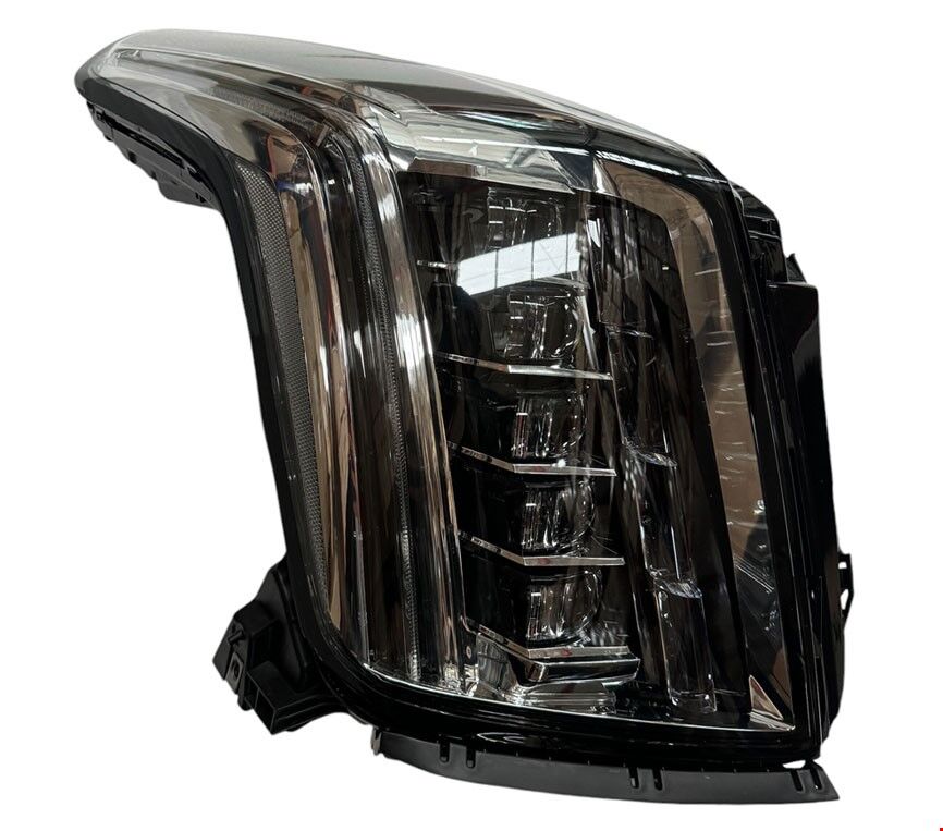 ÖN FAR SAĞ (BEYİNLİ-BEYAZ SİNYAL) ESCALADE 2015-