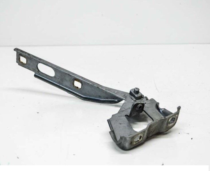 MOTOR KAPUT MENTEŞESİ SOL A4 2009-