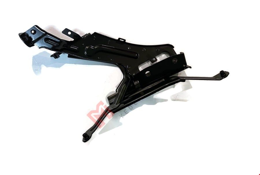 ÖN ÇAMURLUK BRAKETİ SOL A6 2020-