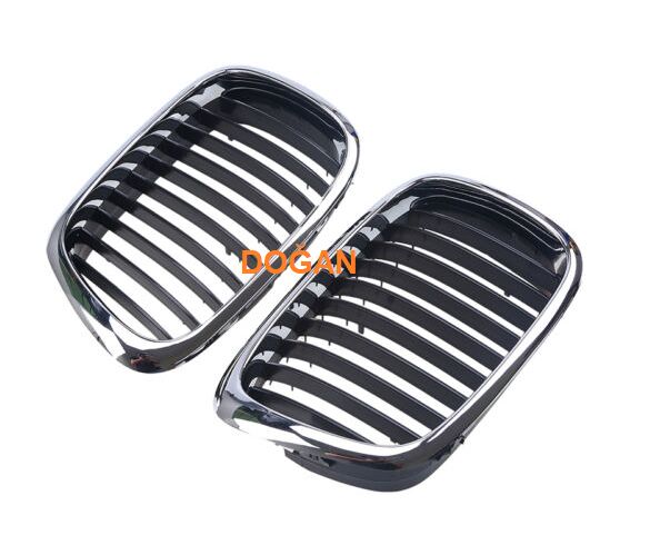 ÖN PANJUR (KROM/SİYAH) SAĞ E39 2000-