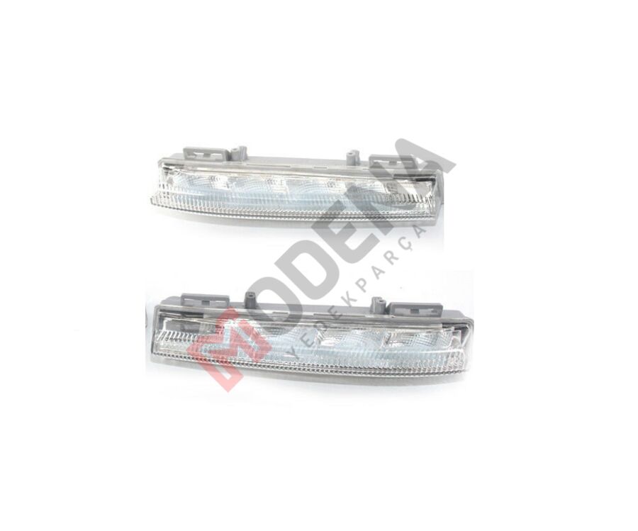 GÜNDÜZ FARI LED SAĞ W204 / W212 2010-